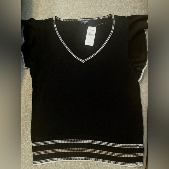 NWT Splendid Flutter Sleeve Sweater - Picture 1 of 5